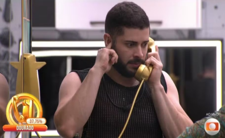 BBB26: Marcelo atendeu ao Big Fone, está imune e indica sister ao Paredão