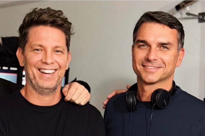 Mario Frias e Flávio Bolsonaro Mario Frias e Flávio Bolsonaro - Foto: Twitter