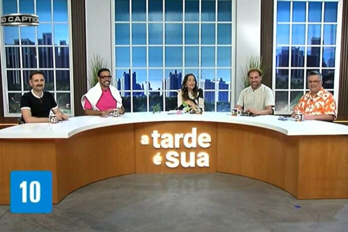 Sonia Abrão volta ao vivo - A Tarde é Sua /RedeTV!