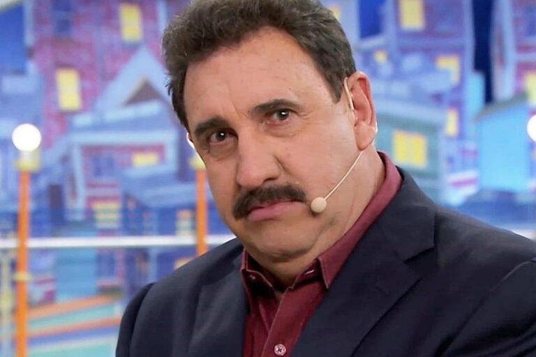 Ratinho vira réu em processo por racismo após polêmica no SBT