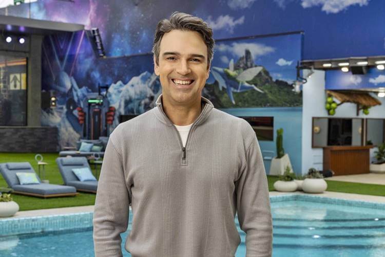 Tadeu Schmidt tem salário superior ao de César Tralli e Renata Vasconcellos na Globo