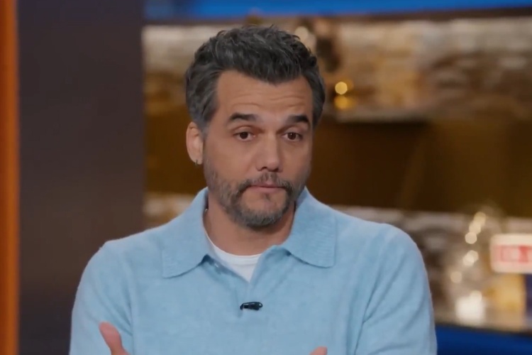 Wagner Moura afirma na TV dos EUA que Jair Bolsonaro ressuscitou a ditadura no Brasil