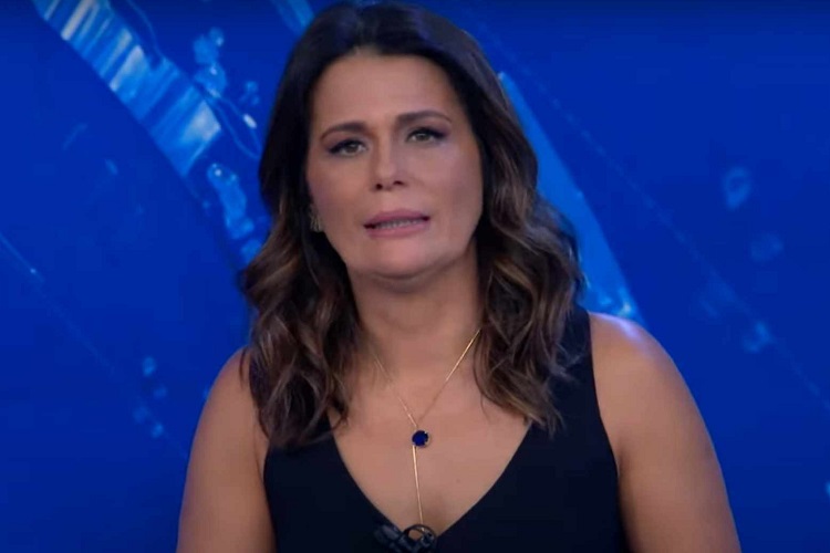 ADRIANA Apresentadora Adriana Araújo (Foto: Band)