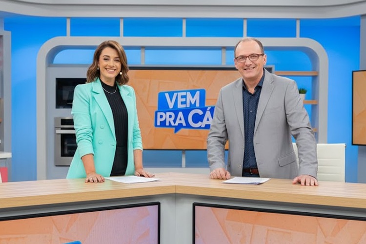 Novo Vem Pra Cá pode contar com Cátia Fonseca e Britto Jr.