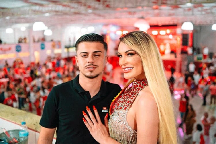 Andressa Urach surpreende ao anunciar casamento (Foto: Instagram)