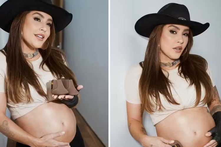 Lauana Prado exibe a barriga (Foto: Reprodução)