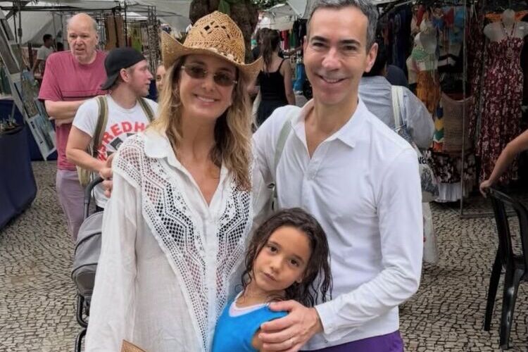 Ticiane Pinheiro, Cesar Tralli e Manu (Fonte: Instagram) Ticiane Pinheiro, Cesar Tralli e Manu (Fonte: Instagram)