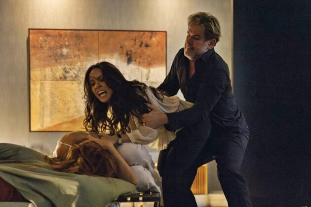 Tr&ecirc;s Gra&ccedil;as - Zenilda descobre trai&ccedil;&atilde;o