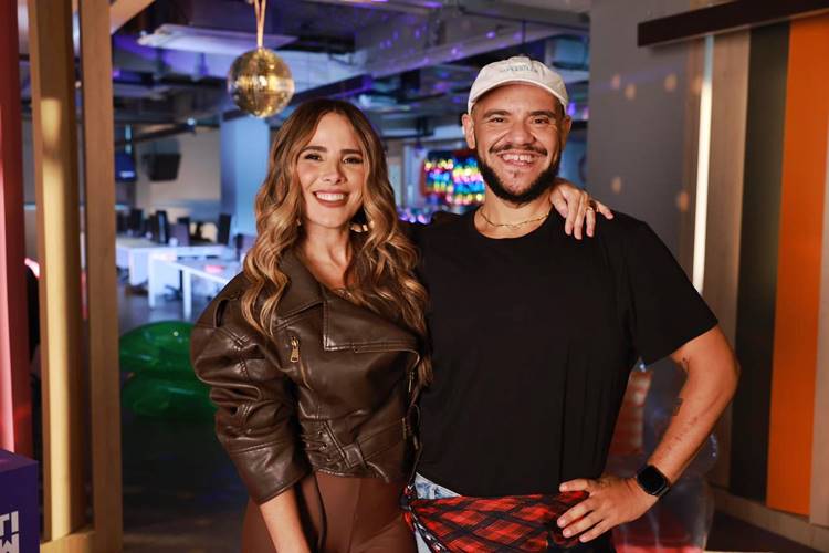 Wanessa Camargo estreia em comando de programa ao lado de Gominho