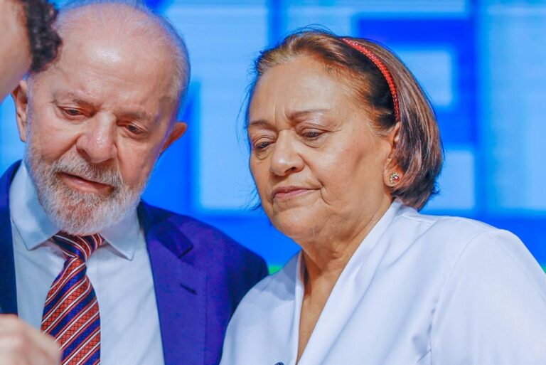 Governadora petista desiste do Senado após ser traída