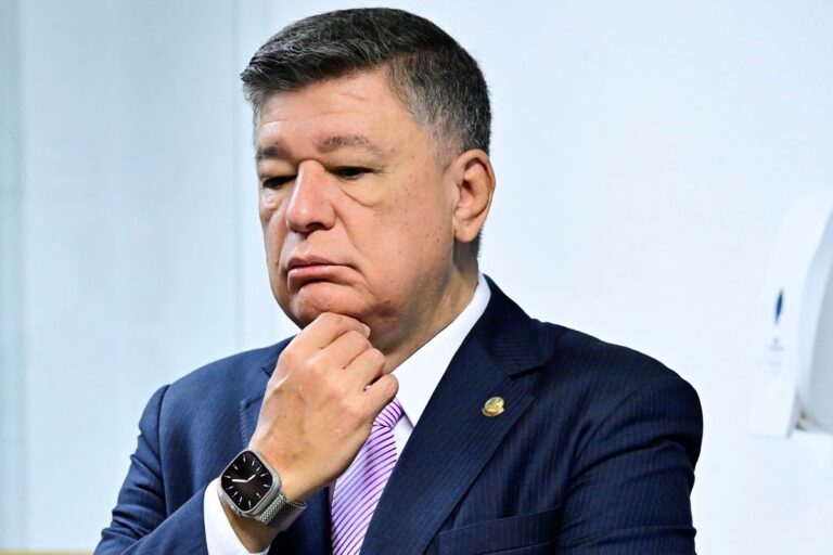 Presidente da CPMI do INSS enviou R$3 milhões para fundação da Lagoinha