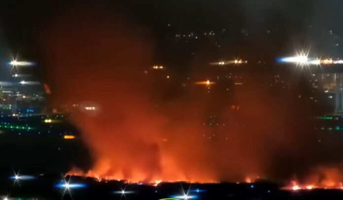 Avião em Guarulhos Avião em Guarulhos