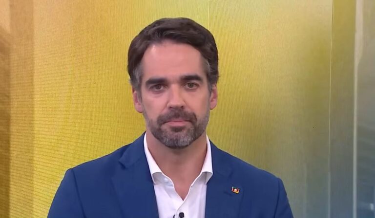 Eduardo Leite quer ‘salvar o Brasil’ e tirar o poder de Flávio Bolsonaro e Lula