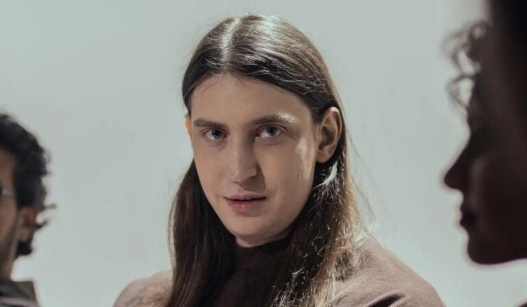 Análise: Felca e Globo quebram tabu ao falar sobre saúde mental