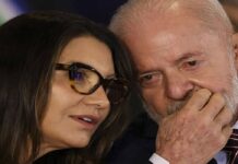 Janja invade evento, interrompe discurso e toma atitude inesperada com Lula