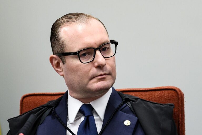 Zanin devolve requerimento da CPI do Master e justifica: “Não há provas”