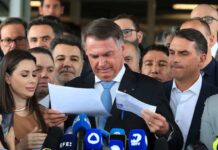 Agora: PGR surpreende e determina prisão domiciliar de Bolsonaro