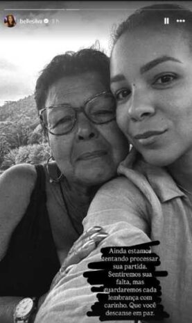 Post da Belle Silva lamentando a morte da sogra, Angela, mãe Thiago Silva (Reprodução: Instagram)