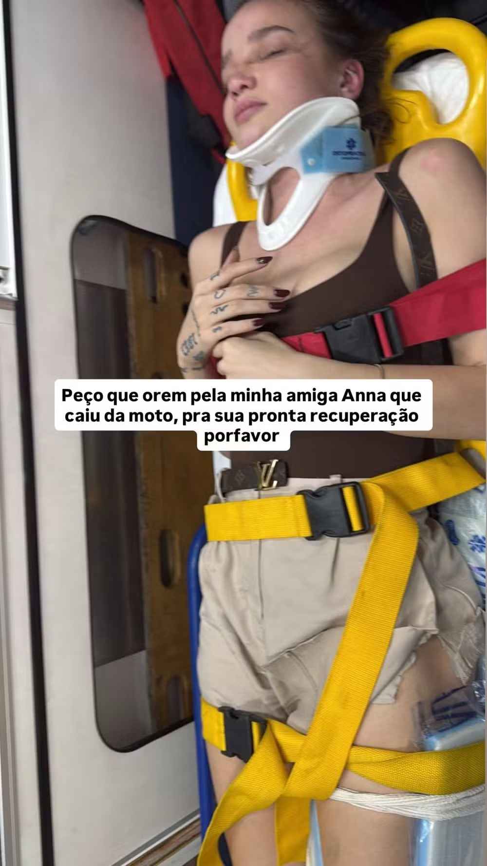 Stories de amiga de Anna Livya Stories de amiga de Anna Livya