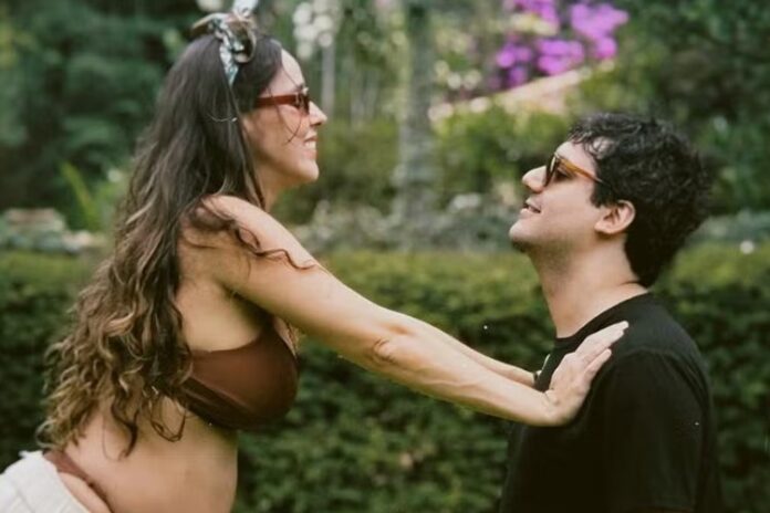 Thati Lopes e George Thati Lopes e George Sauma - Instagram