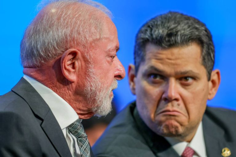 Alcolumbre manda recado para Lula após derrota de Messias