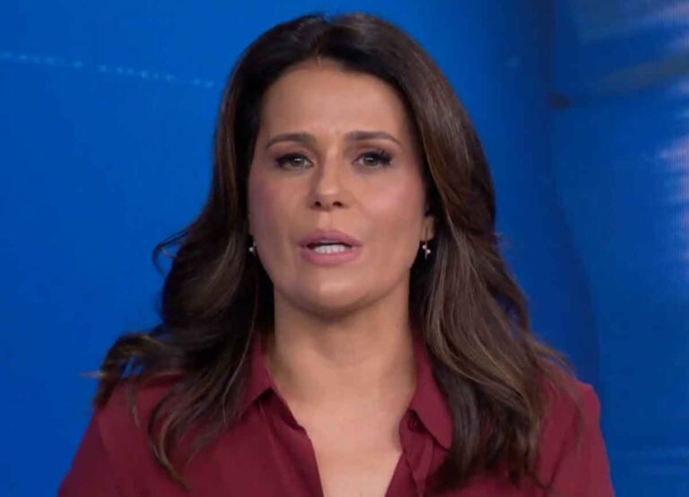 Adriana Araújo surge abalada ao falar sobre morte de colega na Band: ‘Consternada’