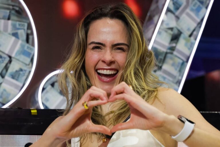 Em luto, Ana Paula Renault volta aos trabalhos por um motivo especial