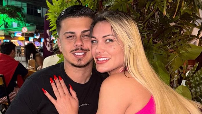 Andressa Urach e Flávio
