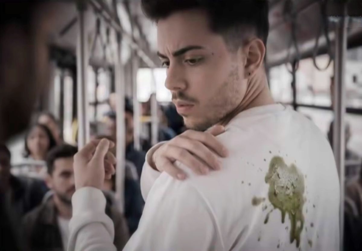 Ardil das costas sujas (Foto: Reprodução/ Record)