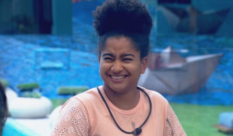 BBB26: Após apertar o botão, Milena tem reencontro com a mãe e se emociona
