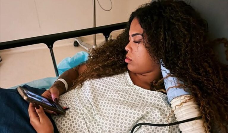 Marvvila expõe dor intensa após retirada do tumor no ouvido