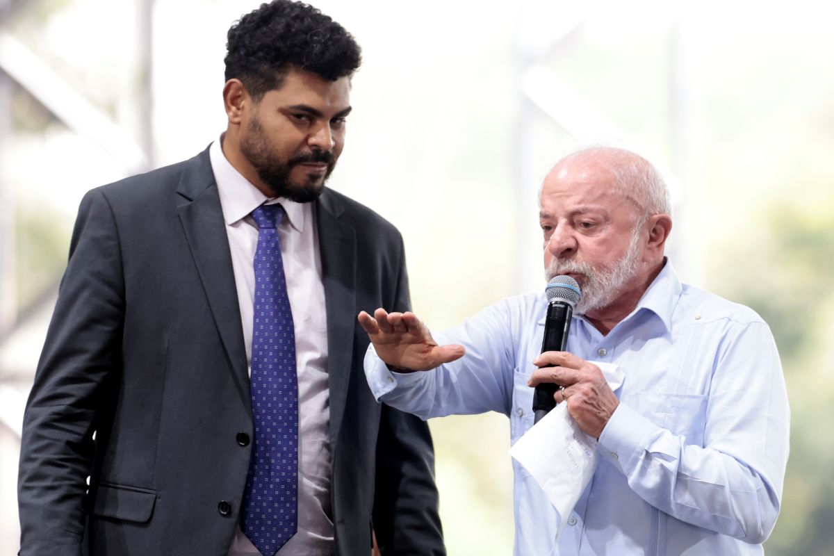 Lula e Douglas (Paulo Pinto/Agência Brasil)