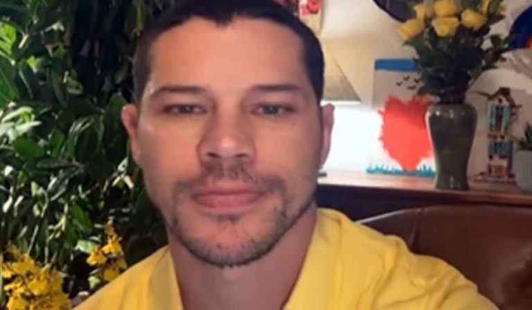 José Loreto encontra ‘irmão gêmeo’ e fica sem acreditar: ‘Me acharam!’