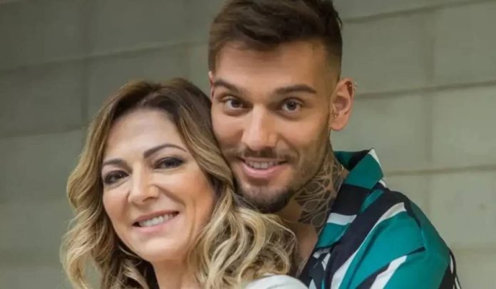 Karina e Lucas Lucco