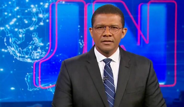 Márcio Bonfim entra às pressas com plantão na Globo e comunica morte