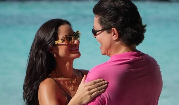 Pâmella Holanda e DJ Ivis