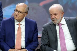Presidente da República, Luiz Inácio Lula da Silva, acompanhado do vice-presidente da República, Geraldo Alckmin (Paulo Pinto/Agência Brasil)