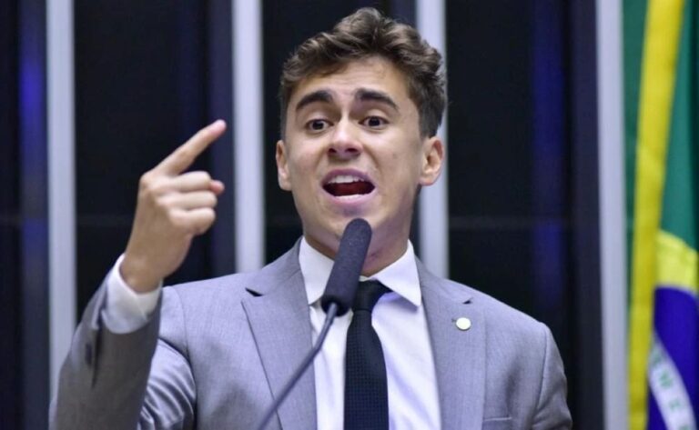 Em Goiânia, Nikolas Ferreira ironiza governo e irrita web: “abóbora fica para os petistas”