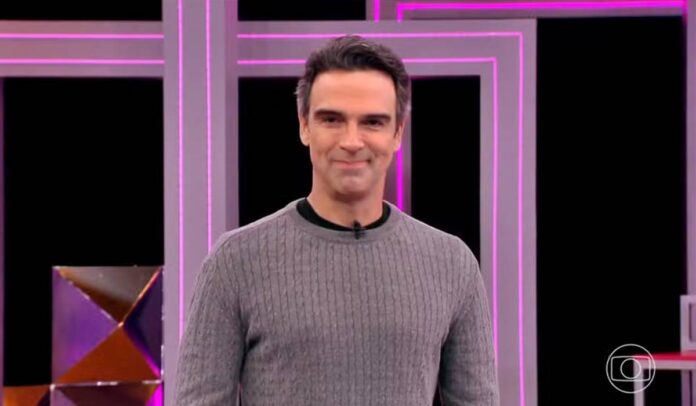 Tadeu Schmidt comanda o BBB26