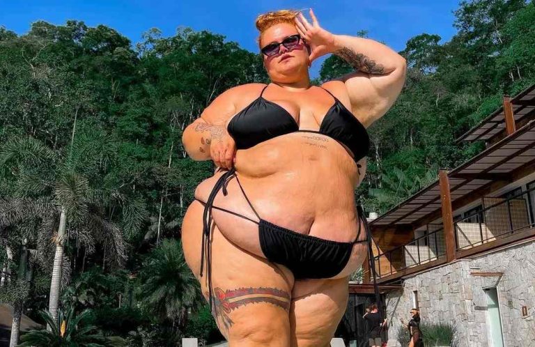 Thais Carla chora após perda de 100 kg: “Não mudei”