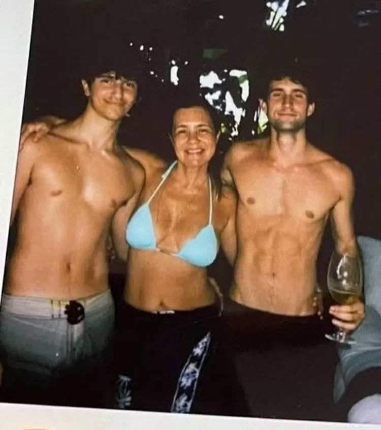 Adriana Esteves e filhos (Instagram)