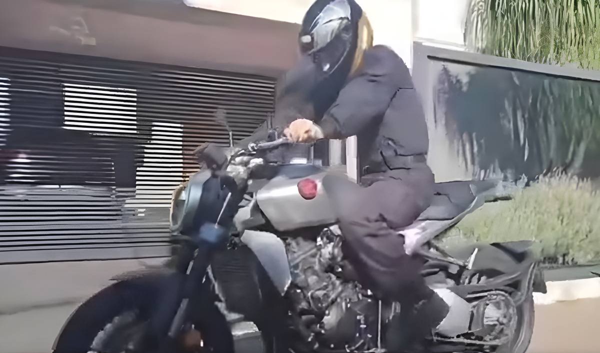 Agente na moto de Ciro Nogueira (Foto: Reprodução/ Redes Sociais)