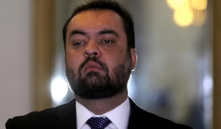 Cláudio Castro vira alvo de operação da Polícia Federal no RJ