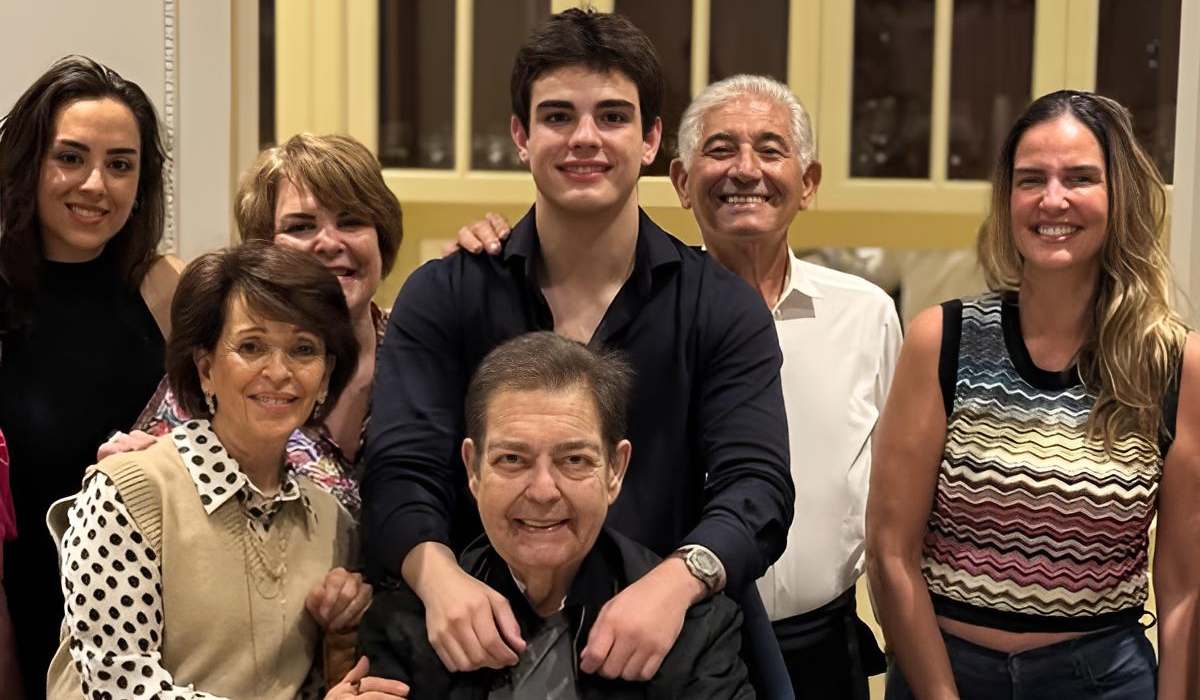 Faustão e família