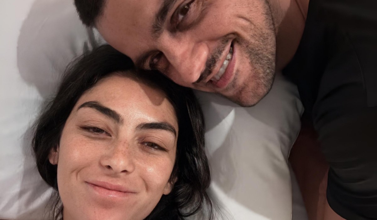 Felipe Simas e esposa Felipe Simas e esposa
