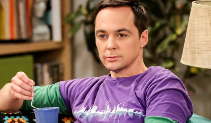 Jim Parsons como Sheldon