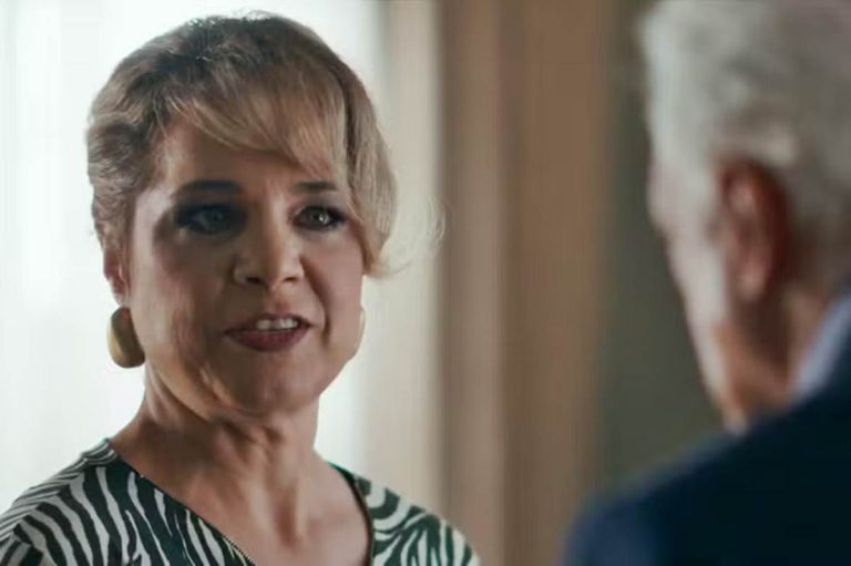Quem Ama Cuida: Pilar acusa e Adriana fica cara a cara com delegado