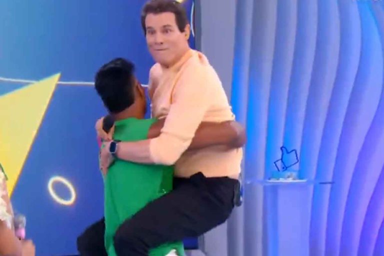 Ninguém esperava por isso: Celso Portiolli leva público ao delírio com atitude no ‘Domingo Legal’
