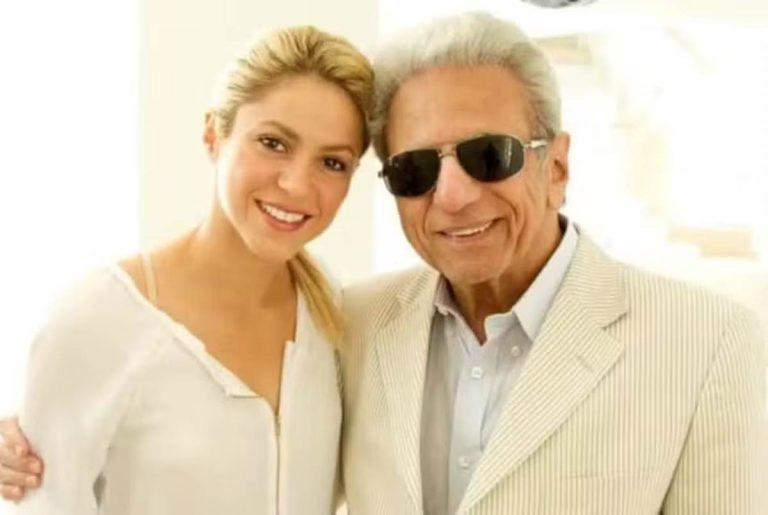Após internação, pai de Shakira se recupera em casa