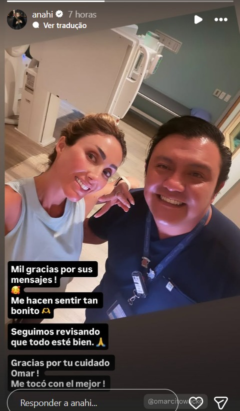 Stories Anahí